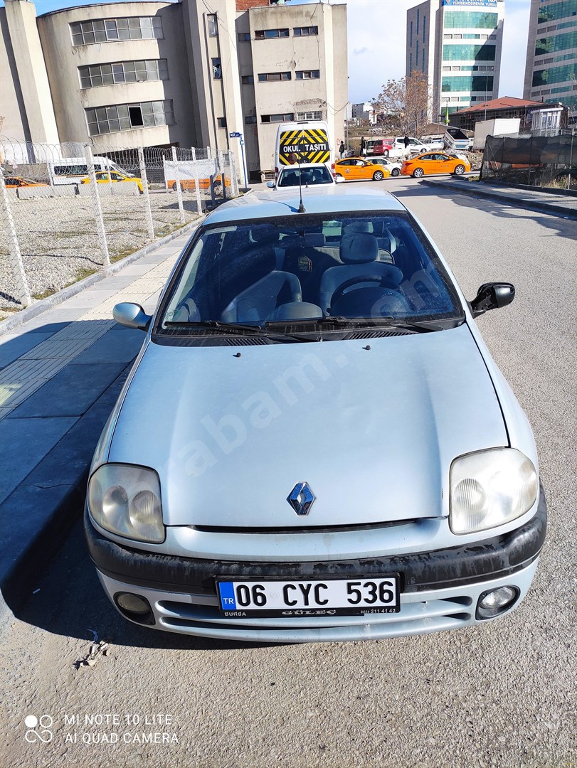 Sahibinden Renault Clio 1.2 RN 2001 Model Ankara 185.000 km Gri (Gümüş