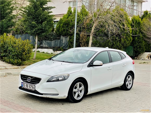 Galeriden Volvo V40 1.6 D Premium 2013 Model İzmir 153.000 km Beyaz -  19838980 | arabam.com