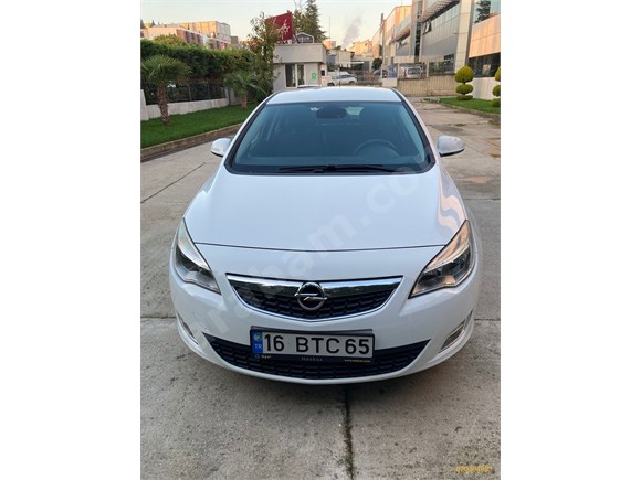 İlk Sahibinden Opel Astra 1.4 T Enjoy Plus 2011 Model