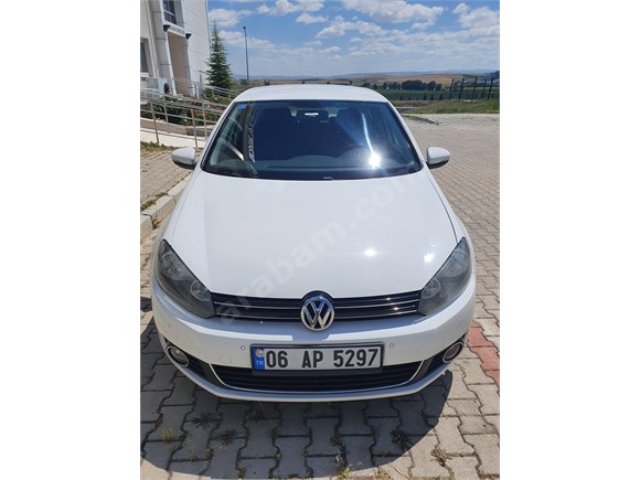 Sahibinden Volkswagen Golf 1.6 TDi Comfortline 2012 Model BOYASIZ / KENDİ KENDİNE PARK ÖZELLİKLİ