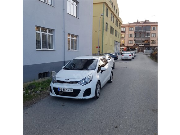 Sahibinden Kia Rio 1 4 Crdi Comfort 16 Model Corum 165 000 Km 6492 Arabam Com