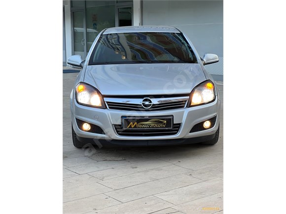 MERDOĞLU OTOMOTİVDEN 2011 MODEL OPEL ASTRA