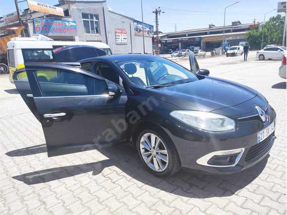 Sahibinden Renault Fluence 1.5 dCi Dynamique 2010 Model 182.000 km Siyah