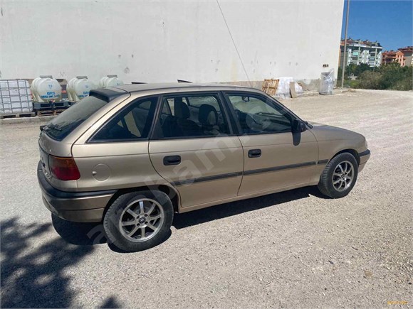 Sahibinden Opel Astra 1.6 GLS 1998 model klima aktif değil