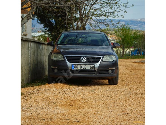 Memurdan Volkswagen Passat 1.6 FSi Exclusive 2008 Model