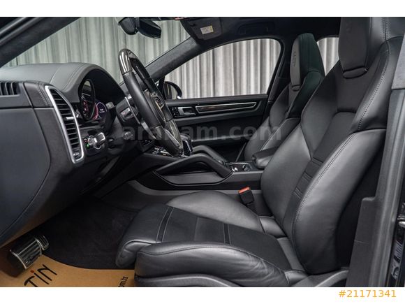 BAYİ 2019 CAYENNE COUPE 2.9S_HEADUP_CHRONO_SOĞUTMA_BOSE_AIRMATIC