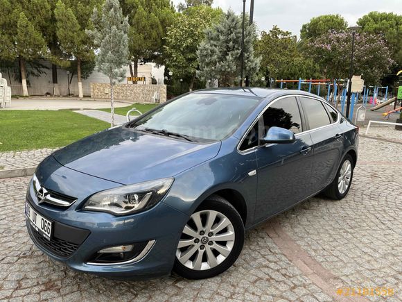 SAHİBİNDEN OTOMATİK BAKİMLİ EN FUL PAKET Opel Astra 1.6 CDTI ELİTE