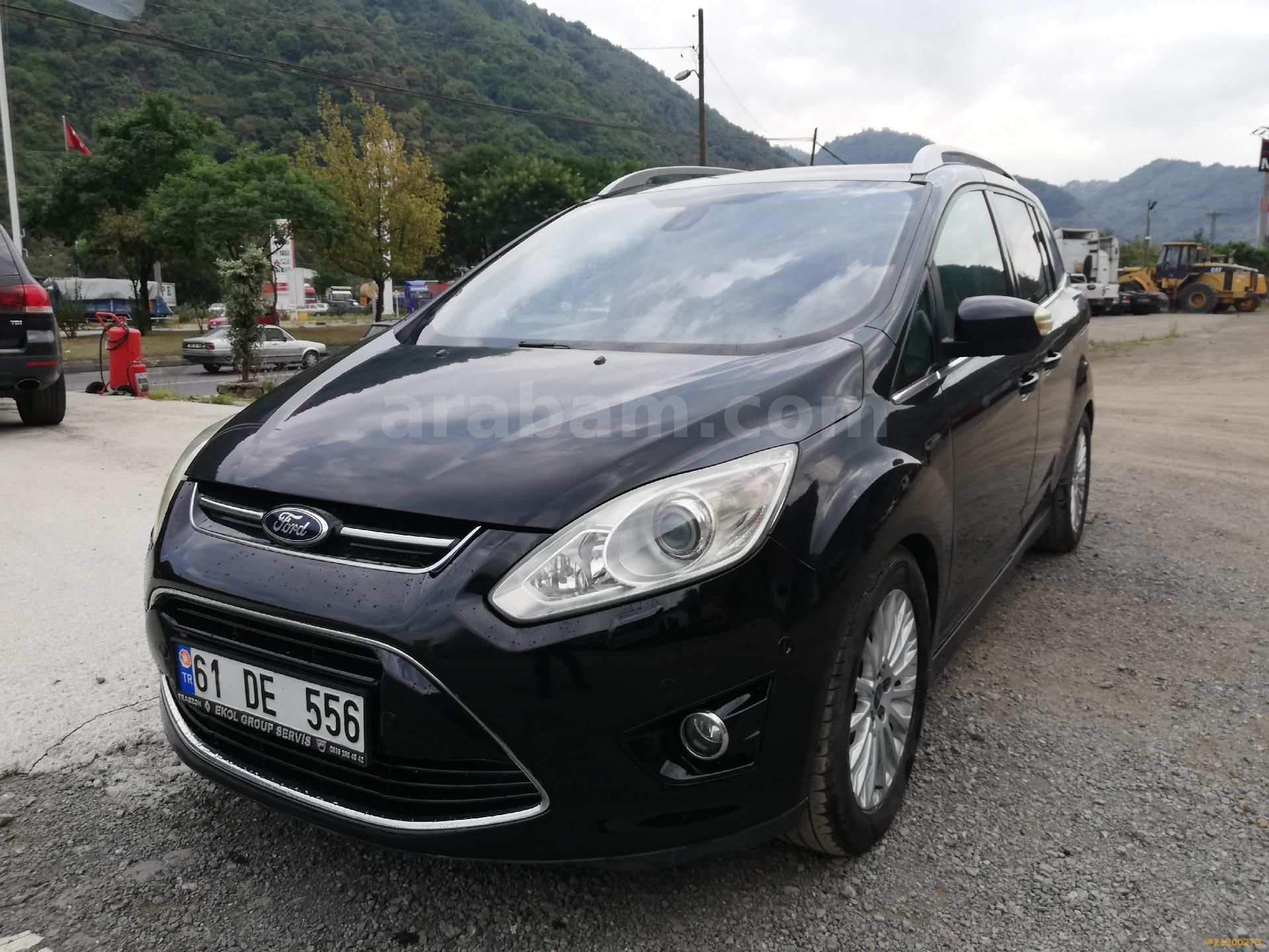 Galeriden Ford CMax 1.6 TDCi Titanium Grand 2012 Model Trabzon 136.000