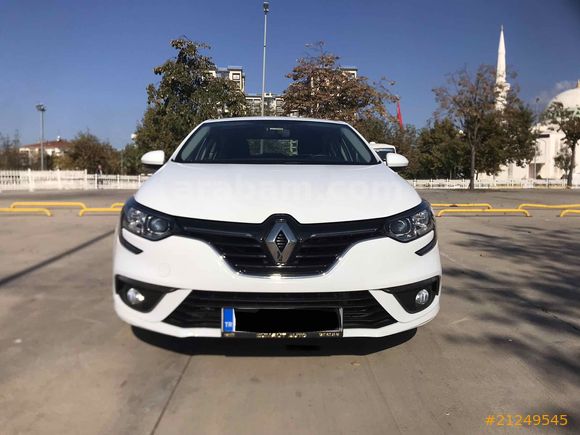 Galeriden Renault Megane 1.5 Blue DCI Touch 2020 Model İstanbul