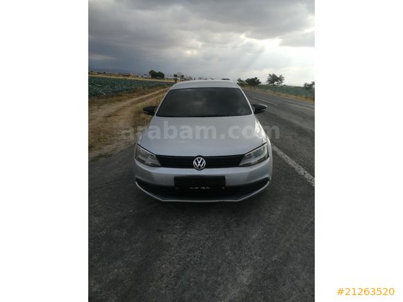 Sahibinden Volkswagen Jetta 1.6 TDi Trendline 2011 Model