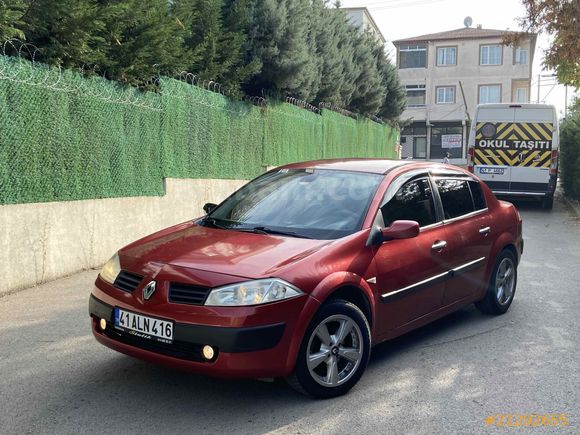 TMR MOTORSTAN ÇOK TEMİZ Renault Megane 1.6 Dynamique 2004 Model