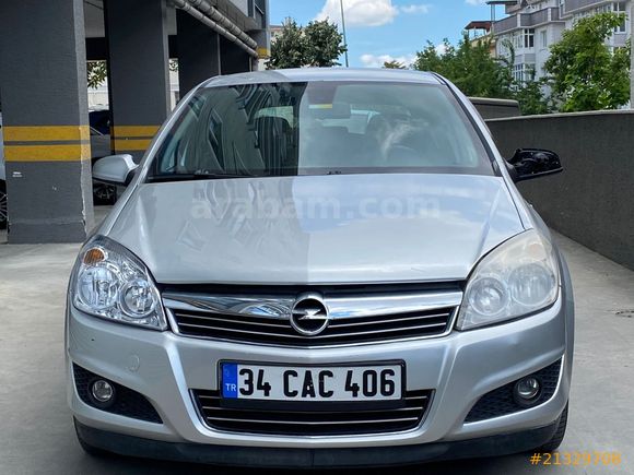 MUSKAN AUTODAN OPEL ASTRA 2009 185 KM DİZEL MANUEL EMSALSİZ TEMİZLİKTE