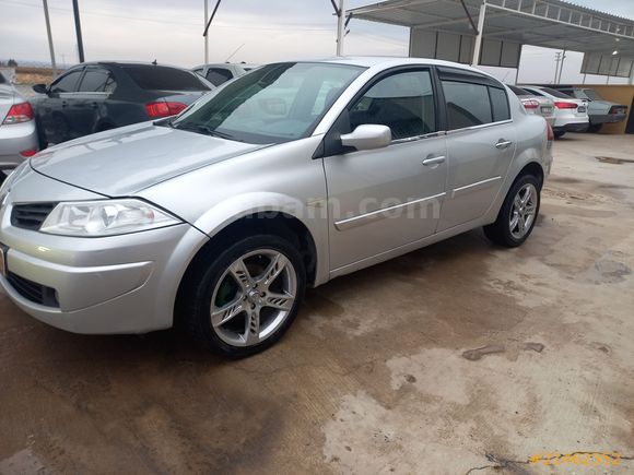 Galeriden Renault Megane 1.5 dCi Authentique 2008 Model Şanlıurfa