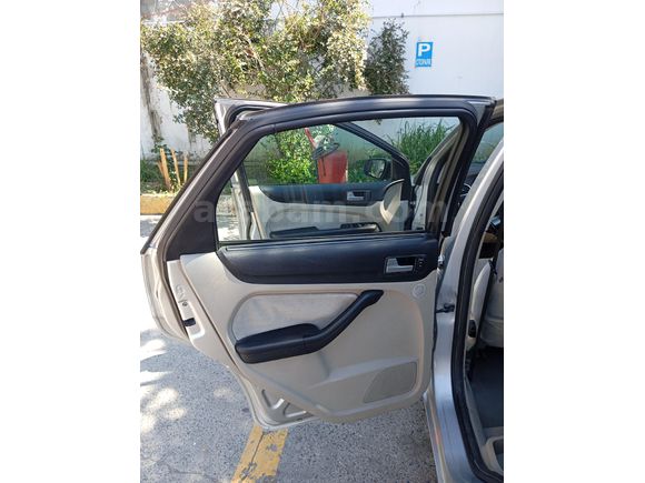 Sahibinden Ford Focus 1.6 TDCi Ghia 2007 Model
