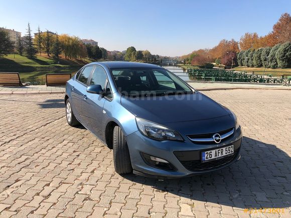 Sahibinden Opel Astra 1.6 Edition Plus 2016 Model Sıfır Gibi Aile Aracı