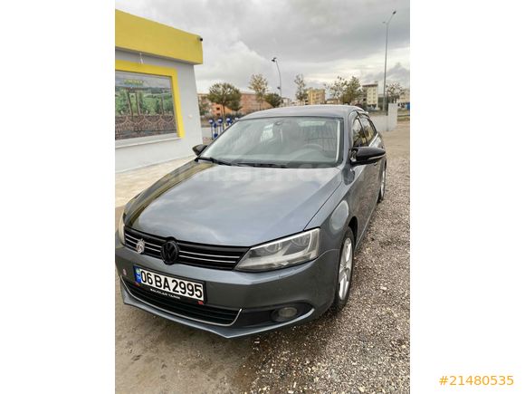 Sahibinden Volkswagen Jetta 1.6 TDi Comfortline 2012 Model Düşük km temiz araç