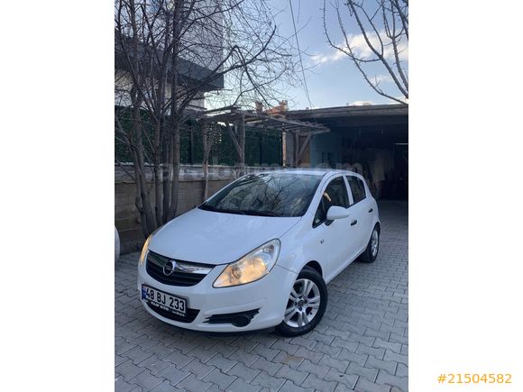 Sahibinden Değişensiz Boyasız Opel Corsa 1.3 CDTI Essentia 2011 Model