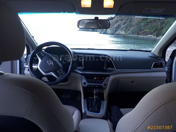 Sahibinden Hyundai Elantra 1.6 CRDi Style Plus 2018 Model