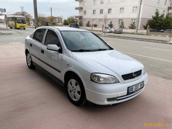 BOYASIZ 2003 Astra 1.6 Elegance Hız sabitleme+Dijital klima