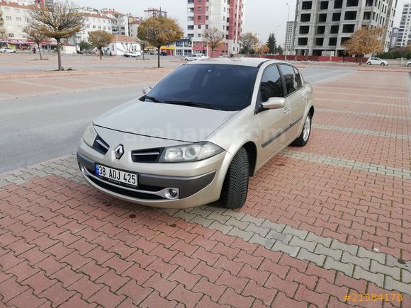 Değişensiz Boyasız Renault Megane 1.5 dCi Exception 2009 Model