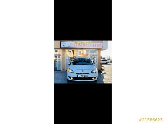 Galeriden Renault Fluence 1.5 dCi Bold Edition 2012 Model Van