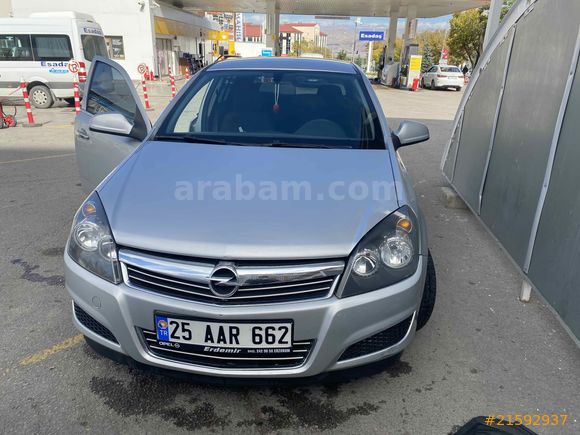 Sahibinden Opel Astra 1.6 Essentia 2012 Model