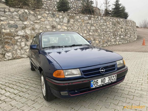Orjinal Arayanlara Opel Astra 1.6 GL 1994 Model