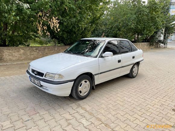 98 MODEL ORJİNAL OPEL ASTRA 1.4 GL MASRAFSIZ SIFIR REKTEVELİ