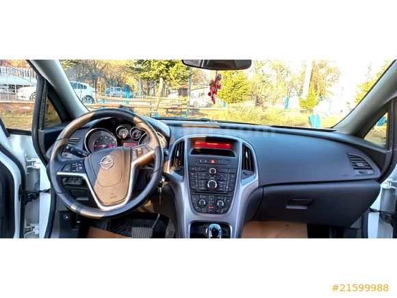 FUL ORJİNAL BOYASIZ DEĞİŞENSİZ Opel Astra 1.4 T Edition Plus 2020 Model