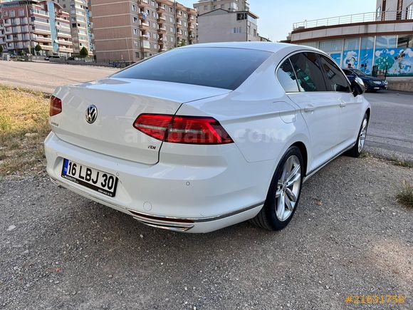 Sahibinden Volkswagen Passat 1.6 TDi BlueMotion Highline 2017 Model