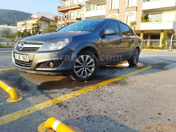 Sahibinden Opel Astra 1.6 Enjoy 111.Yıl 2011 Model
