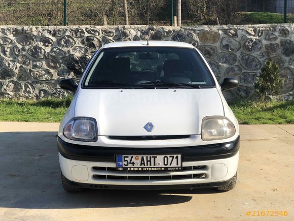 Sahibinden Renault Clio 1.4 RTA 2000 Model