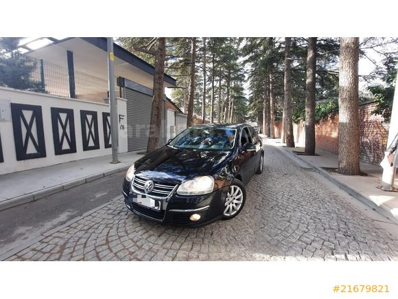 2008 MODEL COMFORTLİNE WOLKSVAGEN JETTA TEMİZ BAKIMLI OTOMOBİL