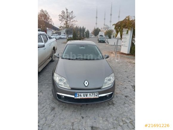 Sahibinden Renault Laguna 1.6 Expression 2009 Model