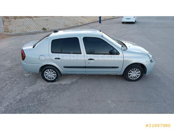 Sahibinden Renault Clio 1.4 RNA 2001 Model