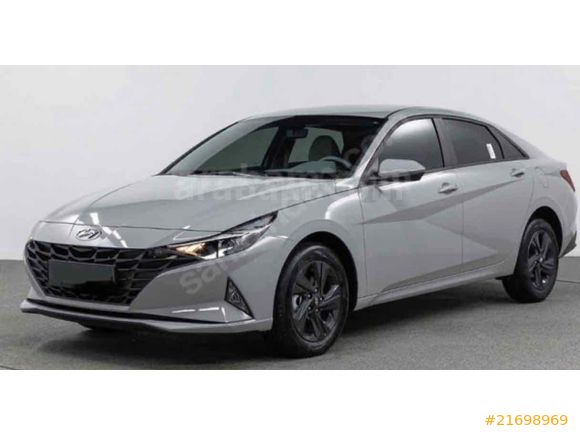 Bayan Polis’ten Hyundai Elantra 1.6 MPI Smart 2021 Model