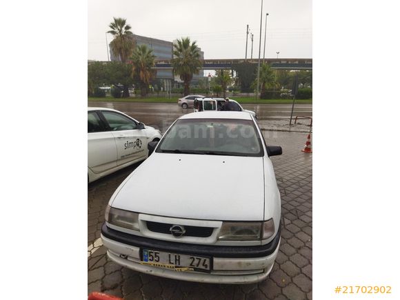 Opel Vectra 1.8 GL 1993 model orjinal kasab 103.000 kml