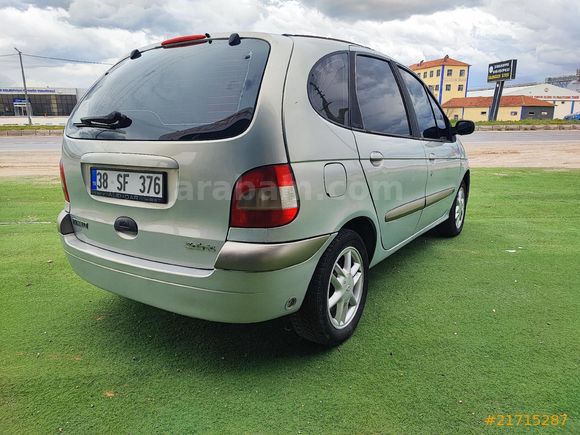 Galeriden Renault Scenic 2.0 Privilege 2001 Model Yozgat