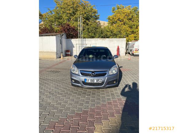 Galeriden Opel Vectra 1.6 Comfort 2008 Model Van