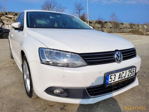 Sahibinden Volkswagen Jetta 1.6 TDi Highline 2012 Model Rize