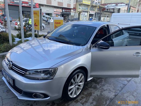 Sahibinden Volkswagen Jetta 1.6 TDi Comfortline 2013 Model