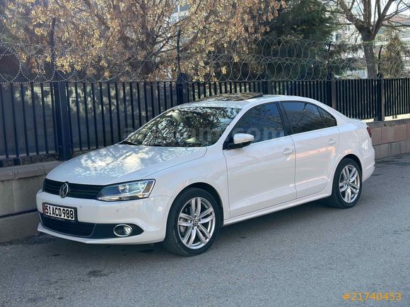 Sahibinden Volkswagen Jetta 1.6 TDi Highline 2013 Model