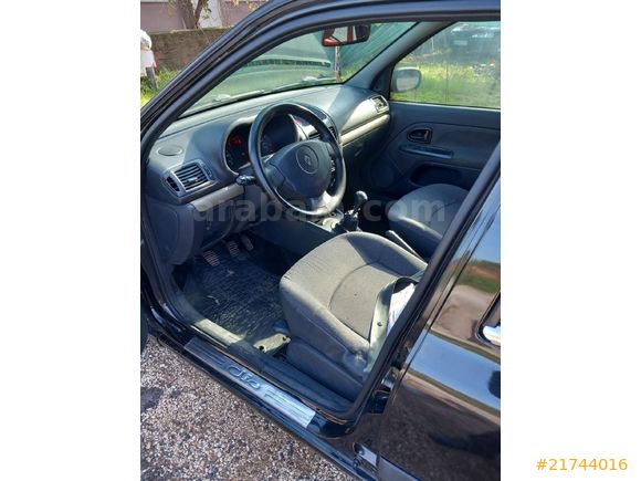 Sahibinden Renault Clio 1.2 Authentique 2005 Model