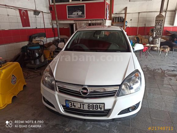 Galeriden Opel Astra 1.6 Essentia Konfor 2013 Model Erzincan