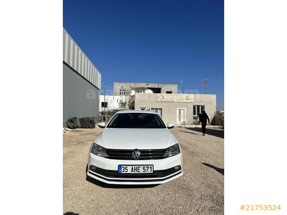 Fiyat düştü acil satılık ilk arayan alır Sahibinden Volkswagen Jetta 1.6 TDi Comfortline 2015 Model