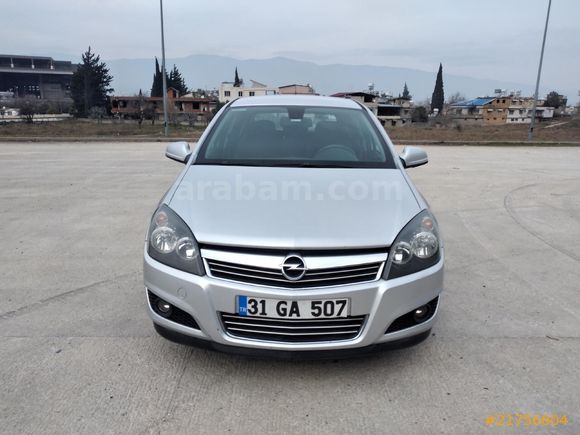 Galeriden Opel Astra 1.3 CDTI Essentia Konfor 2012 Model Hatay