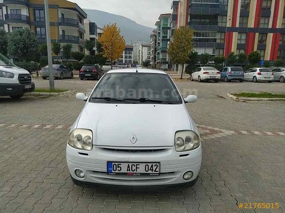 Sahibinden Renault Clio 1.4 Dynamique 2002 Model