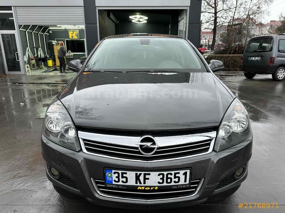 Galeriden Opel Astra 1.3 CDTI Essentia Konfor 2011 Model Isparta