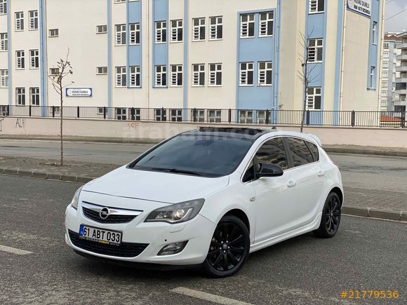 ZOZAN OTOMOTİVDEN Opel Astra 1.3 CDTI ecoFLEX Cosmo 2012 Model Gaziantep