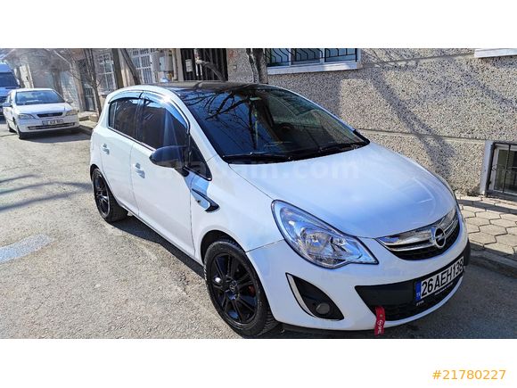 Sahibinden Opel Corsa 1.3 CDTI Color Edition 2011 Model